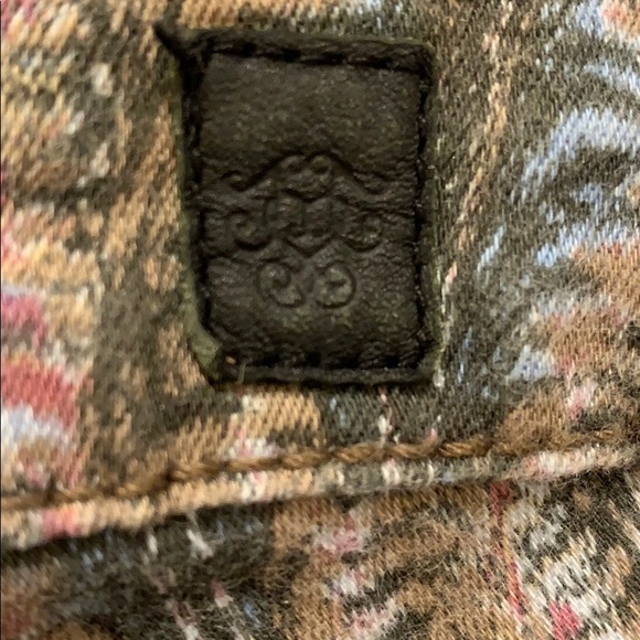 Jessica Simpson Kiss Me Jeggings Size 27 - Picture 7 of 7